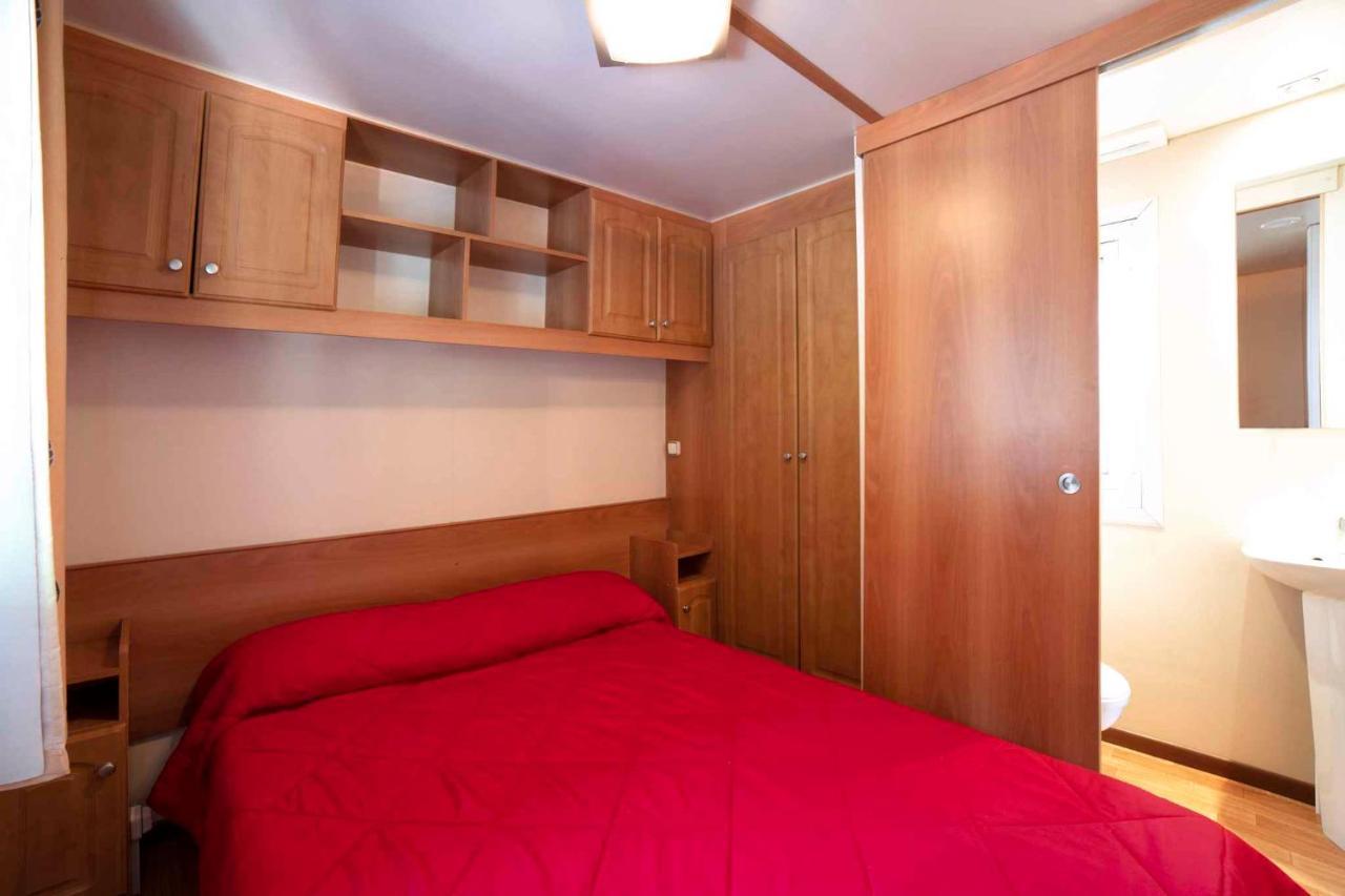 Mobilehomes In Pieve Vecchia - Norditalienische Seen 22044 Manerba del Garda Exterior foto