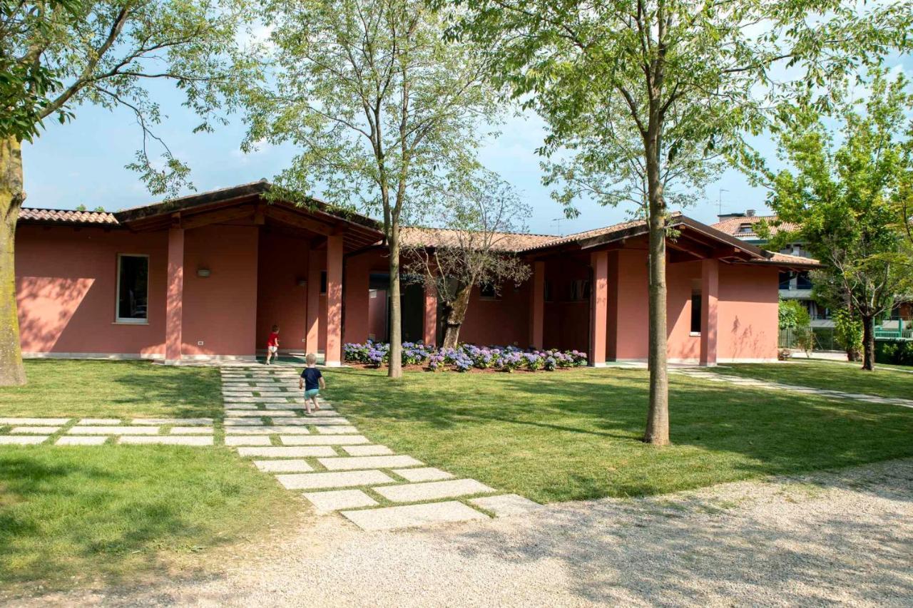 Mobilehomes In Pieve Vecchia - Norditalienische Seen 22044 Manerba del Garda Exterior foto